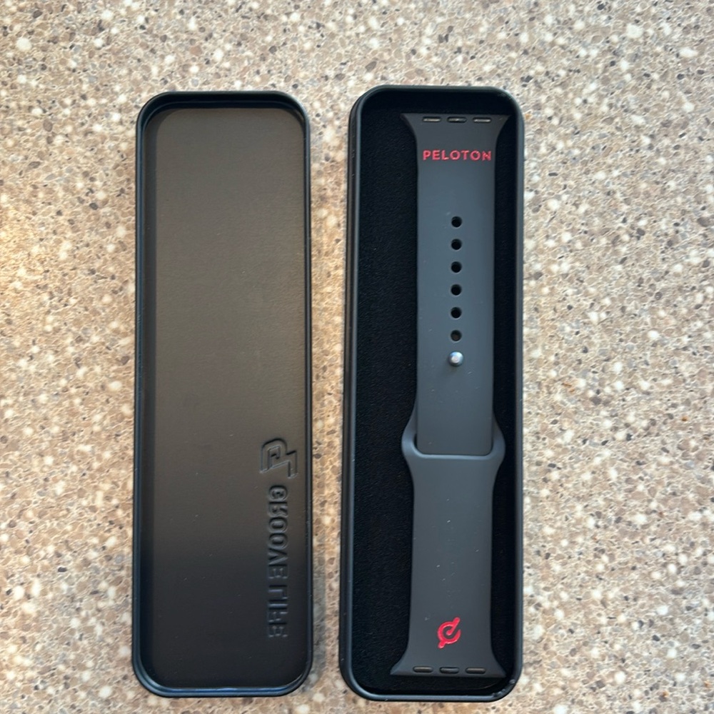 Peloton Apple watch band